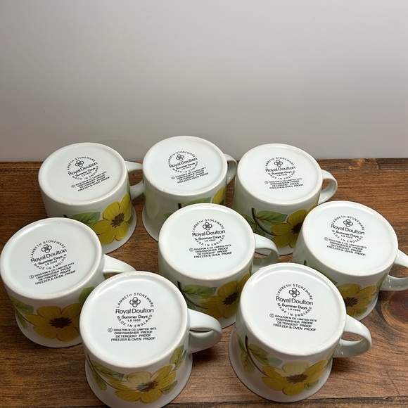 Vintage 1973 Royal Doulton Lambeth Stoneware Summer Days Pattern Set Of 8 Mugs - Picture 9 of 14